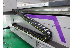 UV Flatbed Printer: The Advantages of Using a White Ink Underbase